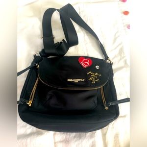 Shoulder bag